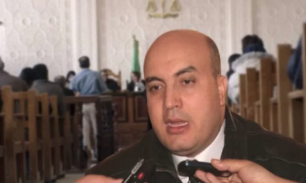 le juge d’instruction en charge du dossier avait qualifié le peuple algérien « d’imbécile » !