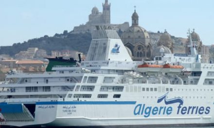Plus de 1500 passagers des bateaux en provenance de Marseille confinés dans des hôtels à Alger et Oran
