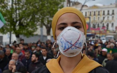 Hirak : les Algériens défient le pouvoir et le coronavirus